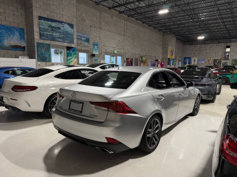 2019 Lexus IS 300
