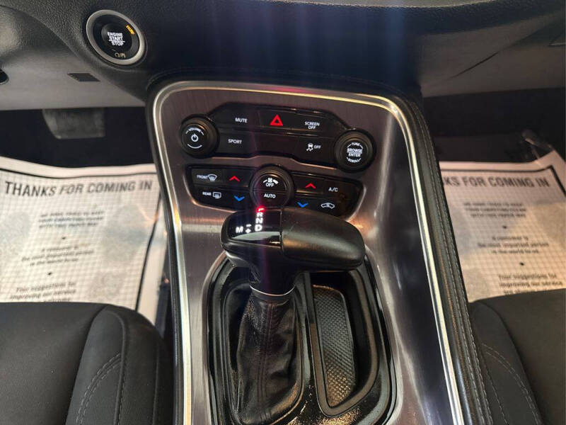 2018 Dodge Challenger SXT
