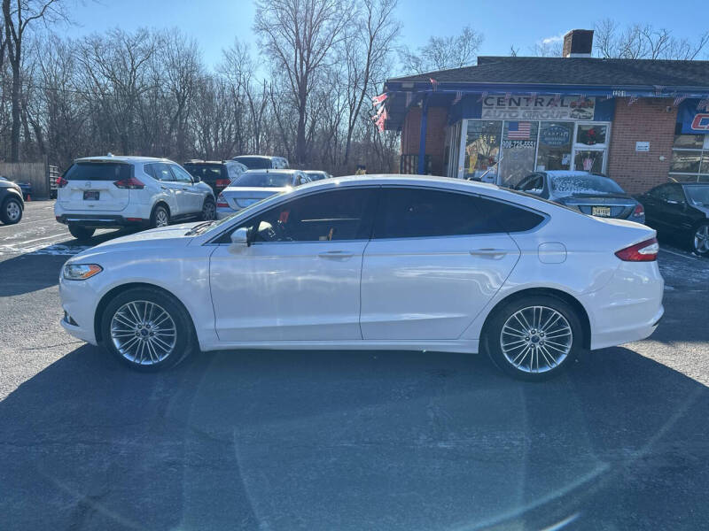 2014 Ford Fusion SE photo 8