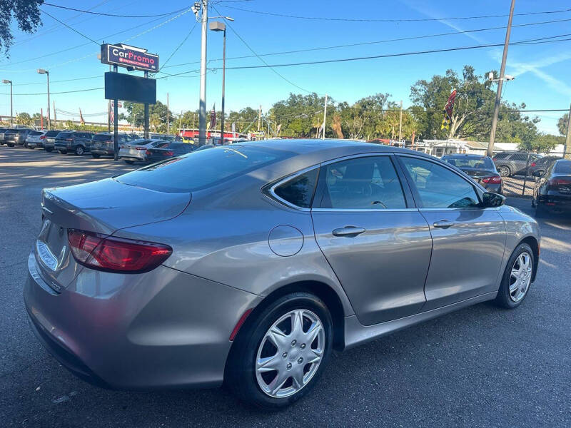 2015 Chrysler 200 LX