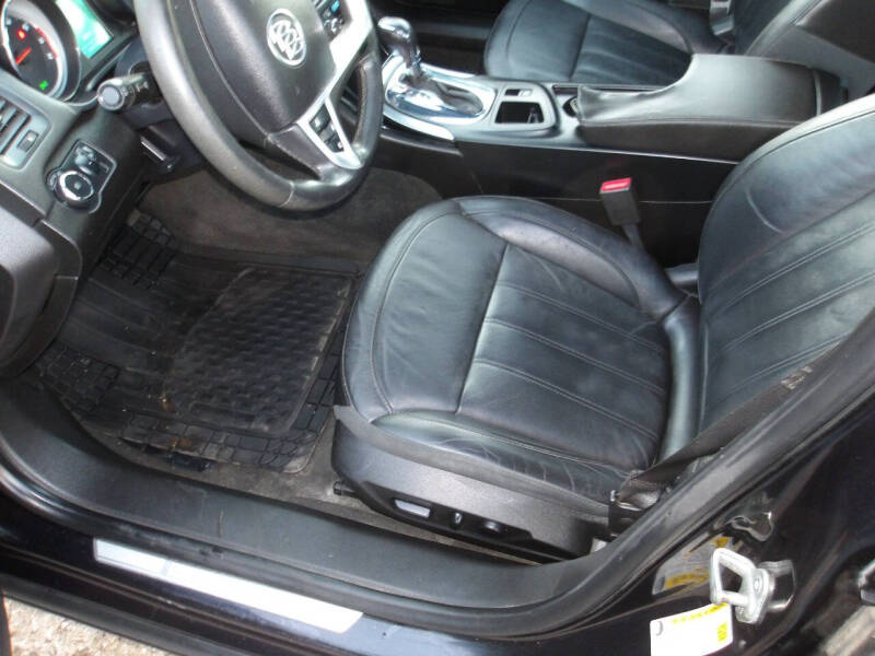 2012 Buick Regal Premium 3