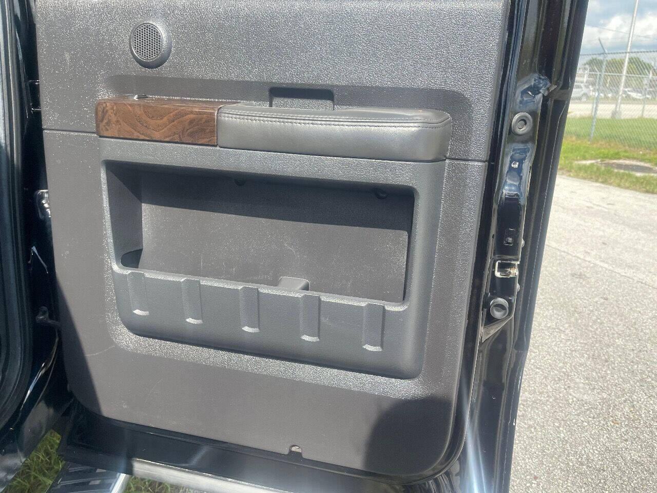 2016 Ford F-250 Pickup - $29,900