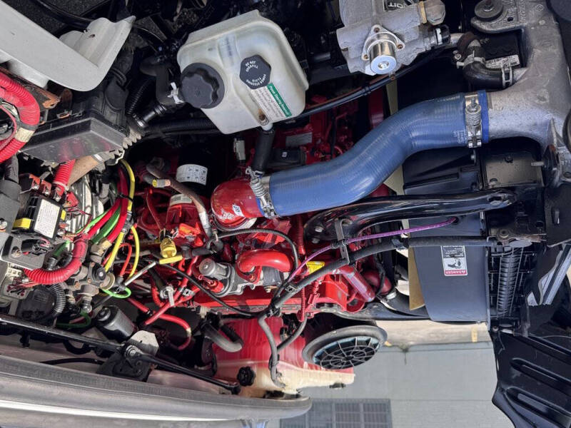 2018 Freightliner M2 106