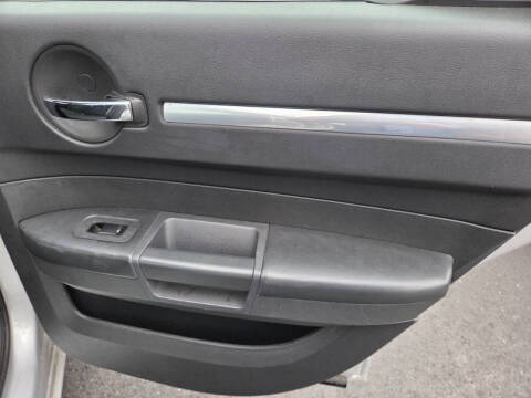 2009 Dodge Charger SE