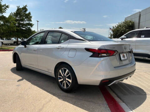 2025 Nissan Versa SV