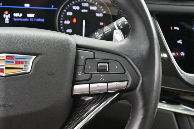 2024 Cadillac XT6 Sport