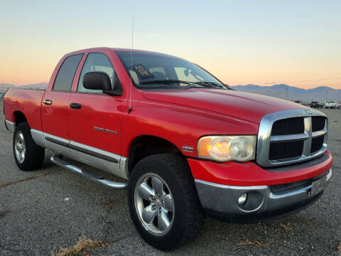 2004 Dodge Ram Pickup 1500 for sale at BELOW BOOK AUTO SALES in Idaho Falls ID
