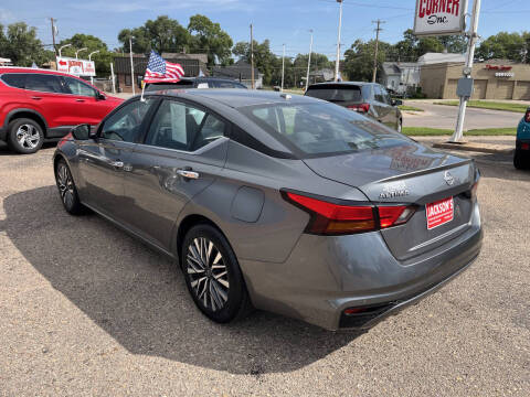 2023 Nissan Altima 2.5 SV