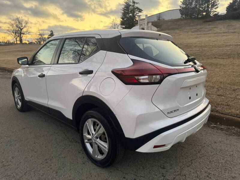2023 Nissan Kicks S