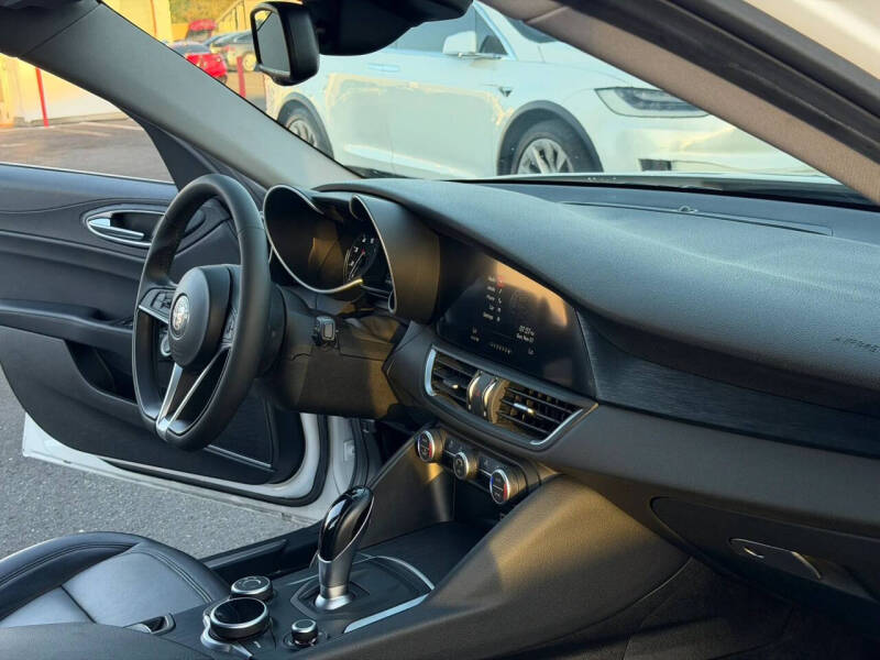 2019 Alfa Romeo Giulia