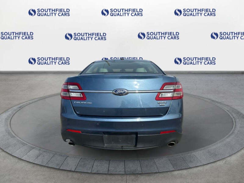 2019 Ford Taurus SEL
