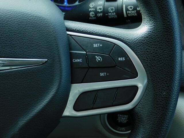 2020 Chrysler Voyager LXi