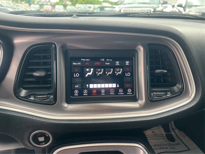 2020 Dodge Challenger SXT