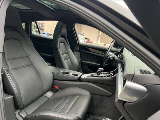 2019 Porsche Panamera