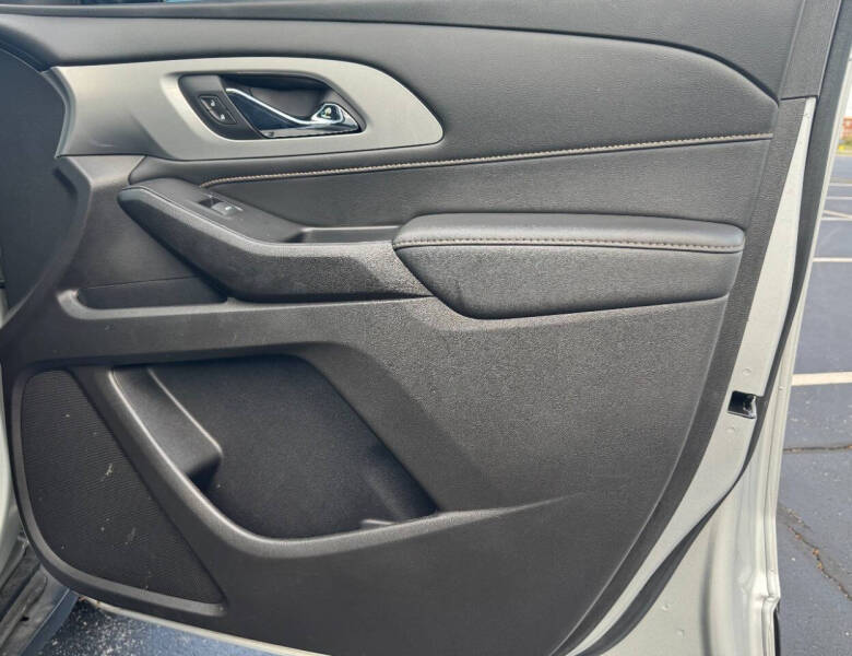 2021 Chevrolet Traverse LS