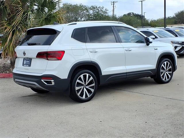 2024 Volkswagen Taos SE