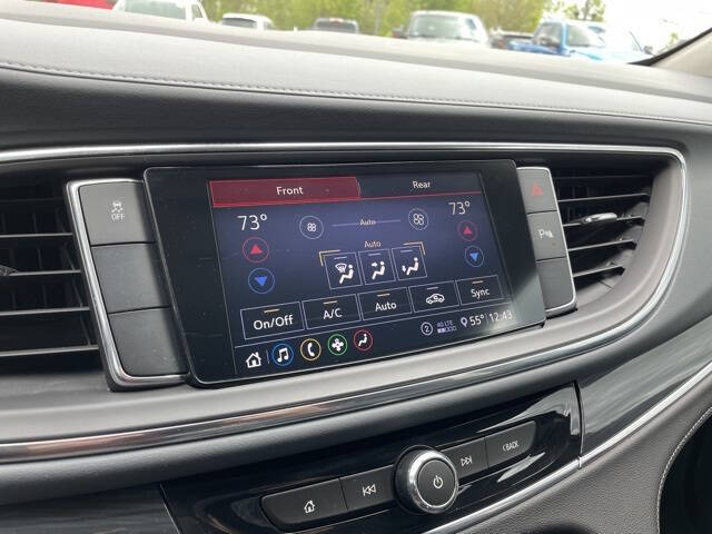 2021 Buick Enclave Essence