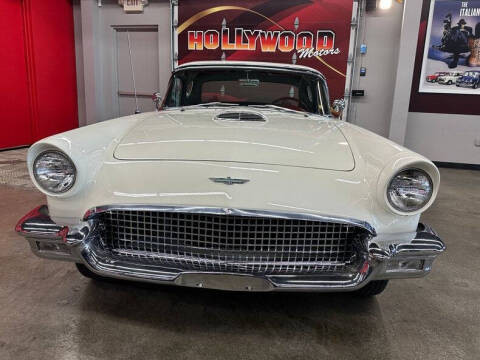 1957 Ford Thunderbird