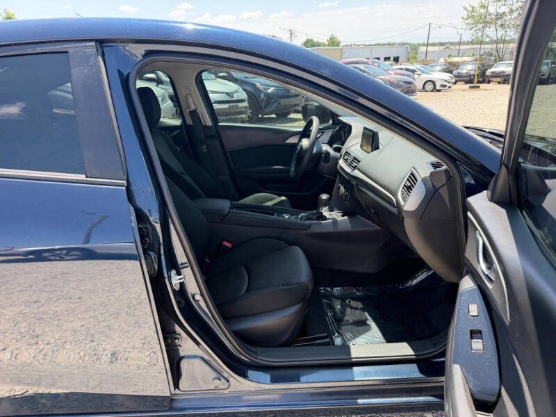 2017 Mazda MAZDA3 Sport