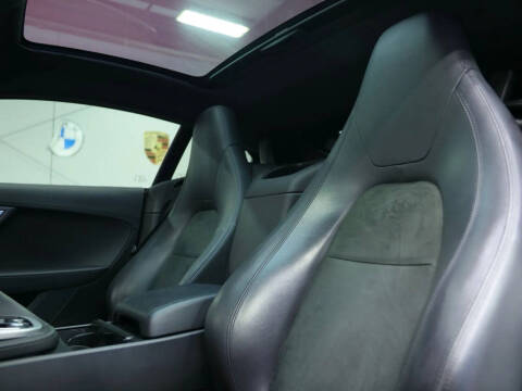 2017 Jaguar F-TYPE Premium