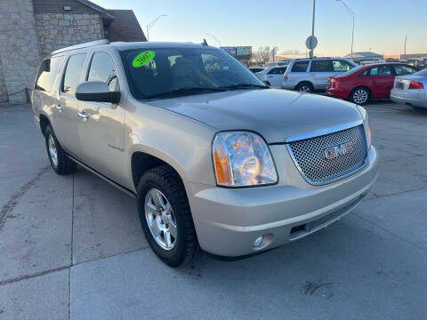 2007 GMC Yukon XL for sale at A & B Auto Sales LLC in Lincoln NE