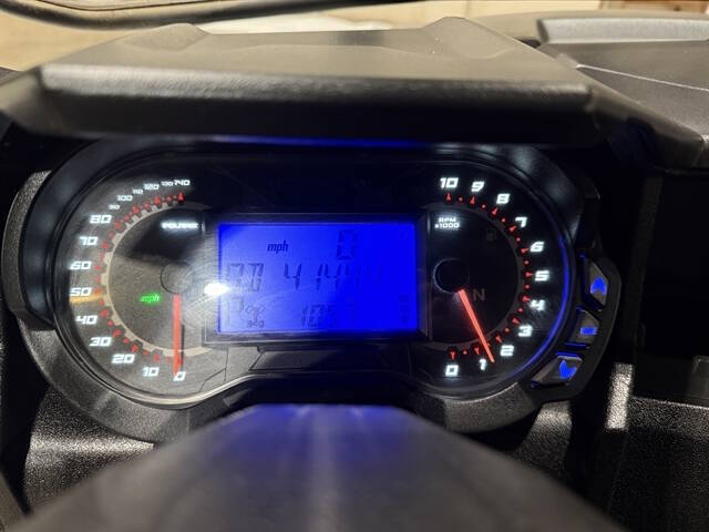 2017 Polaris GENERAL 10