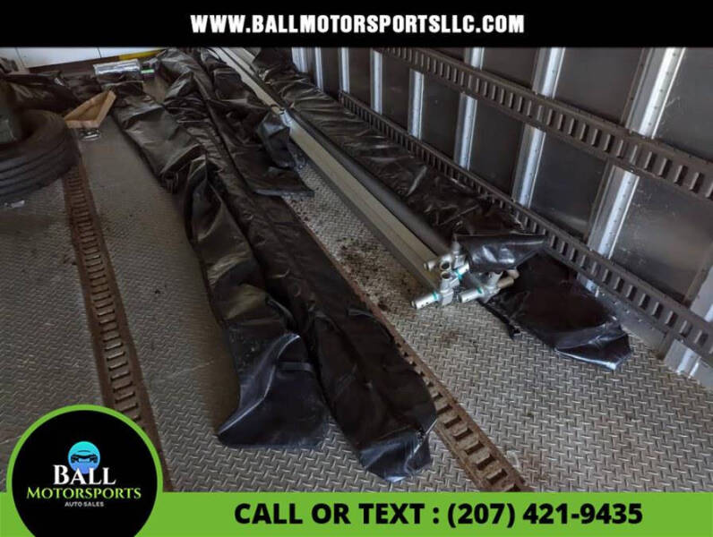 2004 Featherlite Trailer Two Car Hauler