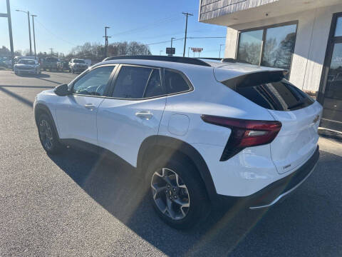 2024 Chevrolet Trax LT
