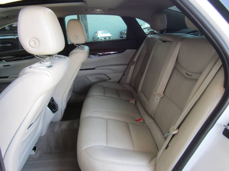 2016 Cadillac XTS Premium
