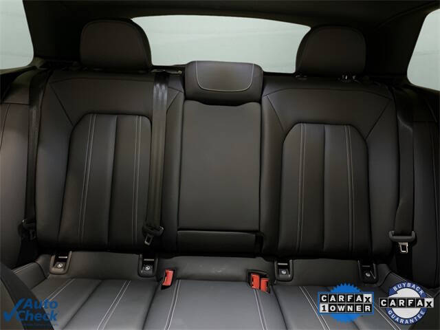 2024 Audi Q4 e-tron quattro Premium Plus 50