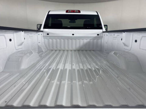 2025 GMC Sierra 2500HD Pro