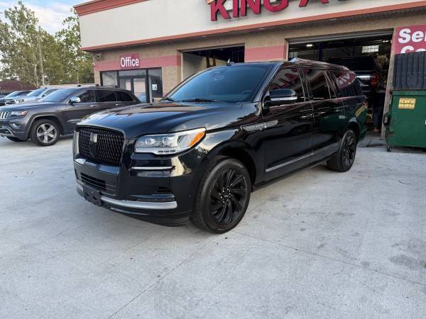 2022 Lincoln Navigator Standard L's photo