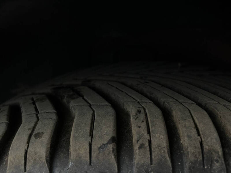 2004 Ford Thunderbird Deluxe