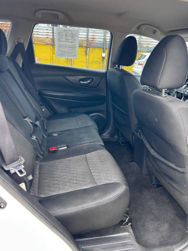 2018 Nissan Rogue S