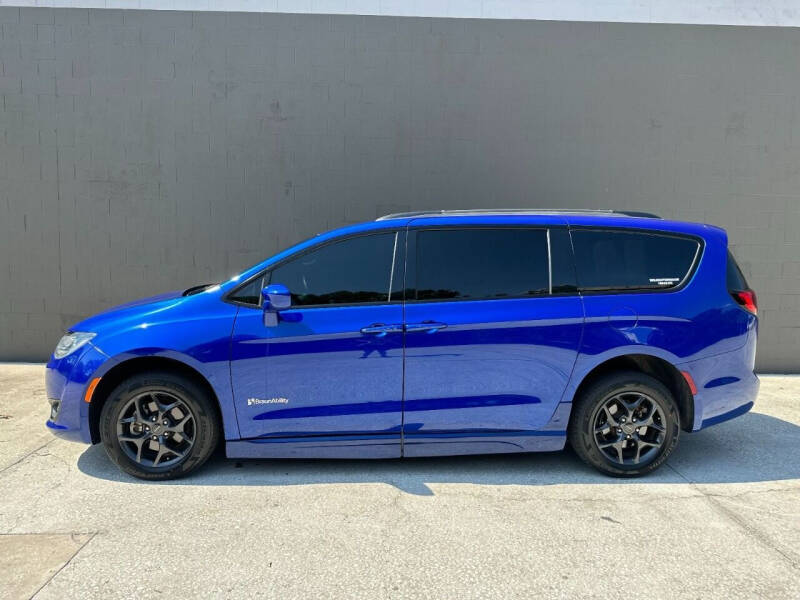 2018 Chrysler Pacifica Touring L