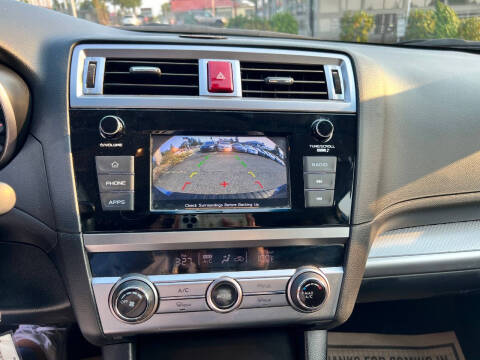 2018 Subaru Outback 2.5i