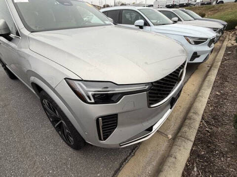 2025 Volvo XC90 B5 Plus Bright Theme 7P