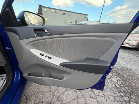 2014 Hyundai Accent GLS