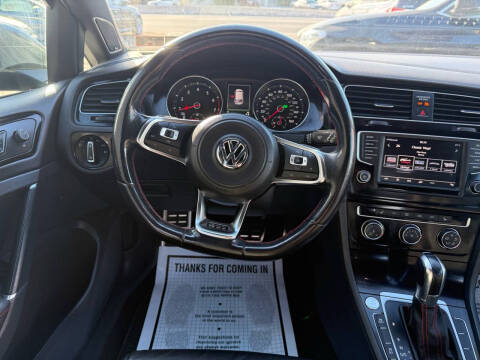 2016 Volkswagen Golf GTI Autobahn
