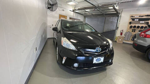 2012 Toyota Prius v Five