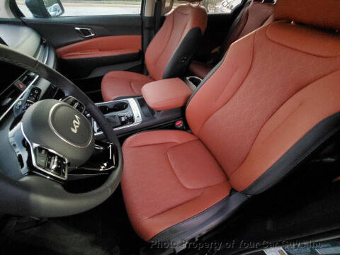 2025 Kia Carnival EX