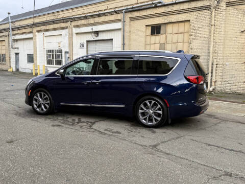 2017 Chrysler Pacifica Limited