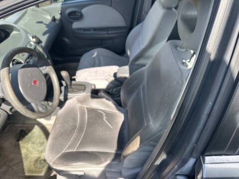 2004 Saturn Ion 2