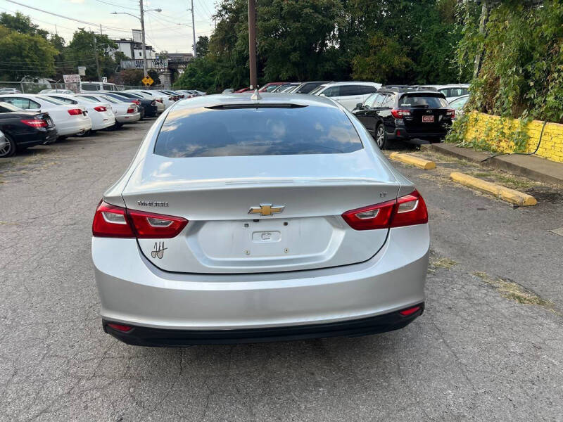 2017 Chevrolet Malibu LT