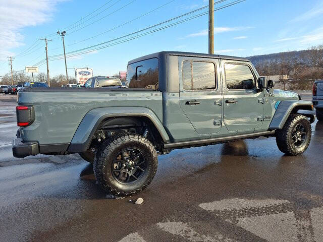 2024 Jeep Gladiator Willys