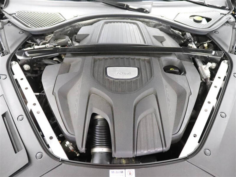 2020 Porsche Panamera