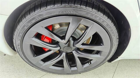 2023 Tesla Model S Plaid