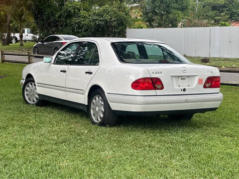 1997 Mercedes-Benz E-Class E 300D