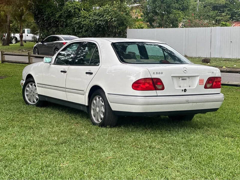1997 Mercedes-Benz E-Class E 300D