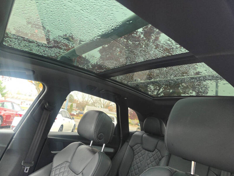 2021 Audi SQ5 3.0T quattro Premium Plus